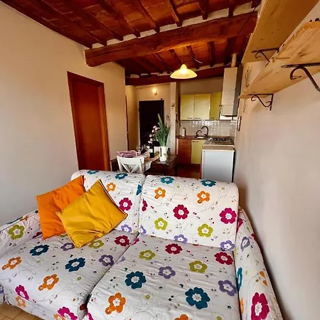- A Pochi Passi Da Piazza Del Campo Apartment